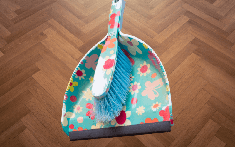 An image of a customised dustpan