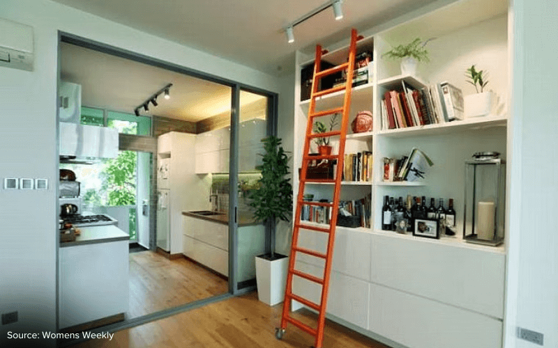 An image of Jamie Yeo’s book shelf