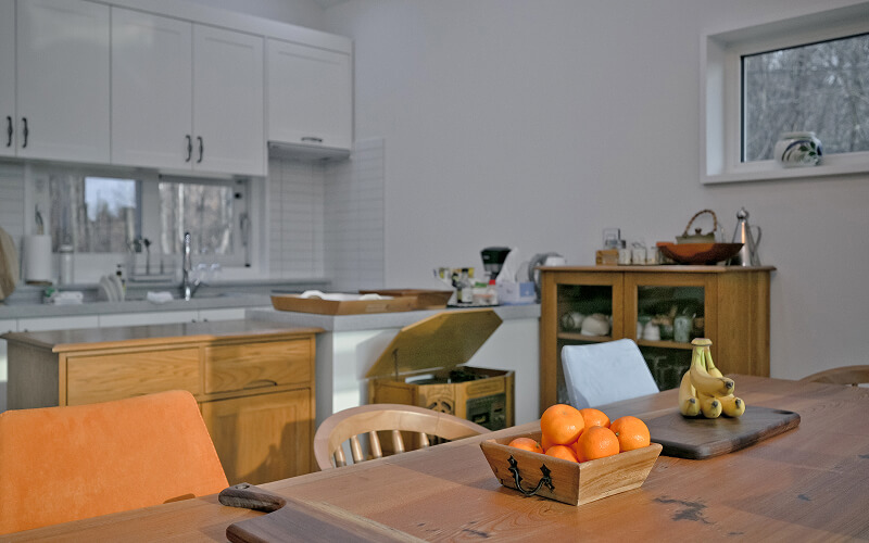 A stock photo of a well-lit kitchen room