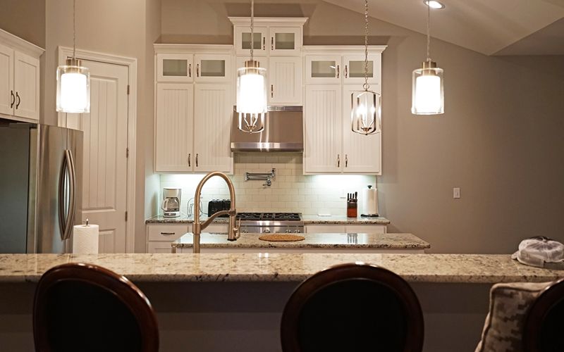 A pendant lighting above a kitchen counter