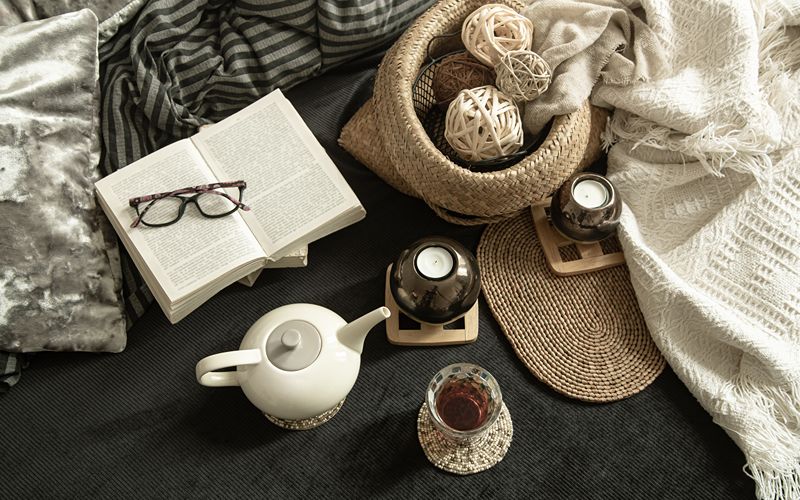 Image of a Japandi style decor items